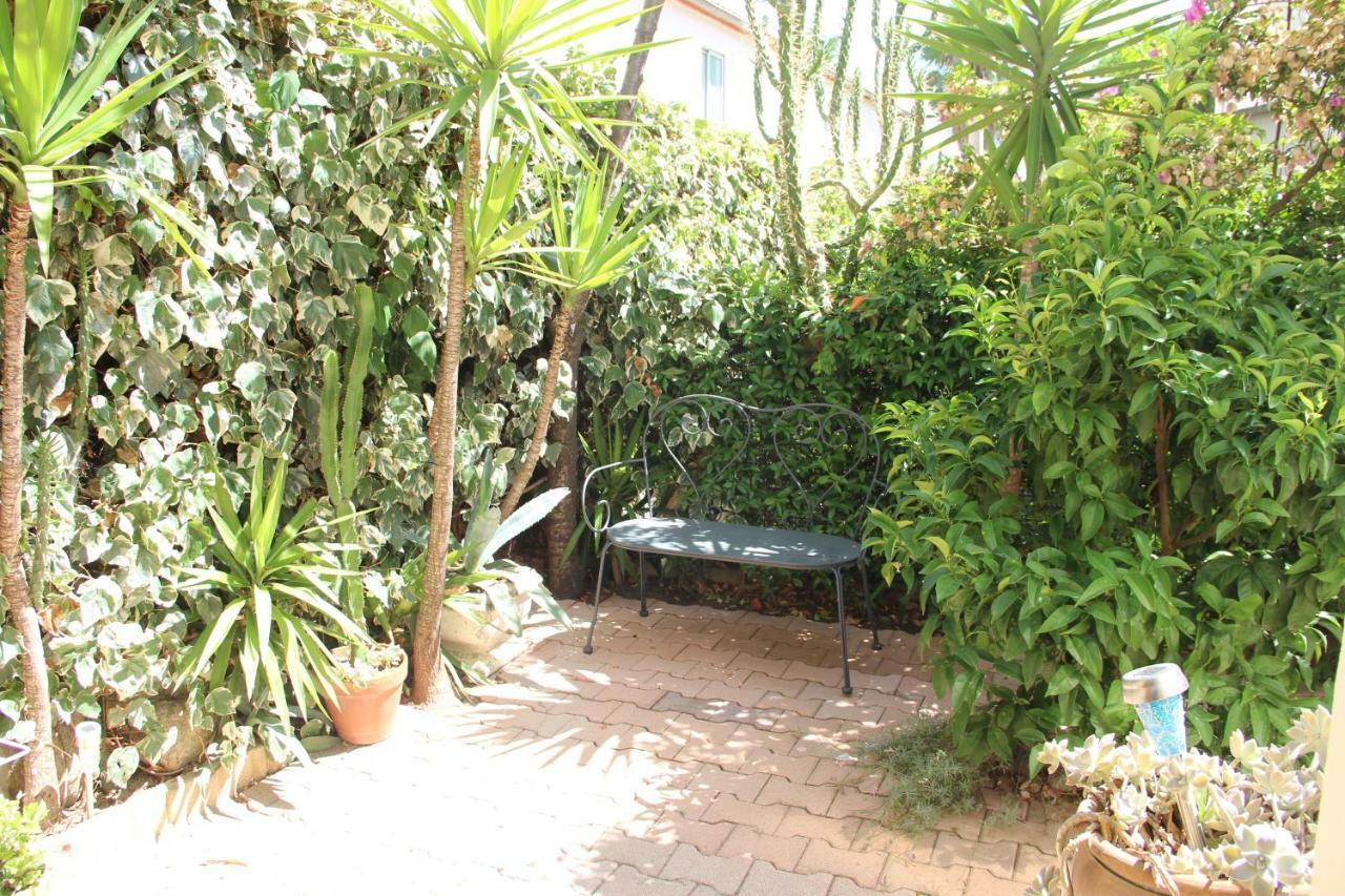 Appartement Dans Quartier Calme Avec Jardin Pour 2 Pers 滨海阿热莱斯 外观 照片